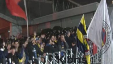 Fenerbahçeli ve Galatasaraylı taraftarlar, takımlarını karşılamak için havalimanlarına akın etti 7 fenerbahceli ve galatasarayli taraftarlar takimlarini karsilamak icin havalimanlarina akin etti hhygFmqk