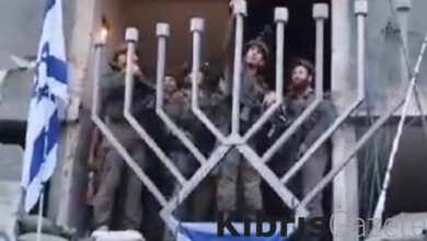 israil askerleri isgal ettikleri binada kutlama yapti fLgPnRxj