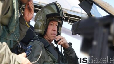 İsrail Savunma Bakanı saldırıları helikopterden izledi 3 israil savunma bakani saldirilari helikopterden izledi 9r7vIyVq