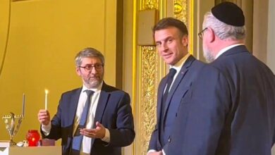 Macron’a laiklik eleştirisi 3 macrona laiklik elestirisi AwDmSFbX