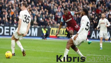 manchester united west ham uniteda boyun egdi EYDW2aeO