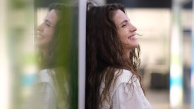 sifanur gul sutyen ceket tarziyla galaya damga vurdu 6sJxLiuJ