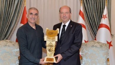 tatar uluslararasi gazi yari maratonunda birinci gelen cemal ineciyi kabul etti DsANKwFk
