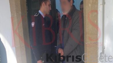 yere diz cok benden ozur dile yoksa seni gebertirim 6BVGiGls