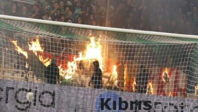 Yunanistan'da futbol maçları seyircisiz oynanacak! 1 yunanistanda futbol maclari seyircisiz oynanacak 77rSyDVv