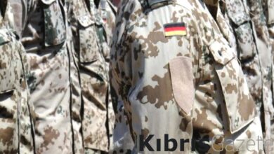 alman pasaportuna sahip olmayanlarin da askere alinmasi tartisiliyor jdICbfFp