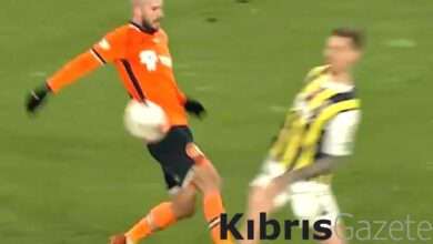 basaksehirli joao figueiredo fenerbahce macinda kirmizi kart gordu sleBF7K1