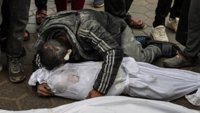 BM: Gazze'de öldürülen aşağı yukarı 25 bin bireyin yüzde 70'i çocuk ve bayanBirleşmiş Milletler (BM), İsrail'in yoğun saldırıları ve ablukası altında tespit edilen Gazze'de, 7 Ekim'den bu yana öldürülen aşağı yukarı 25 bin bireyin yüzde 70'inin çocuk ve bayan olduğunu bildirdi. 6 bm gazzede oldurulen yaklasik 25 bin kisinin yuzde 70i cocuk ve kadin 2134 2024 01 19 m