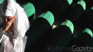 bosna hersekte bir evin bahcesinde bulunan kemikler soykirim kurbanlarina ait cikti EGrDNNnl