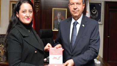 Cumhurbaşkanı Tatar’a “Basın ışığında Kıbrıs Barış Harekatı” kitabı takdim edildi 10 cumhurbaskani tatara basin isiginda kibris baris harekati kitabi takdim edildi QFK7S8dv