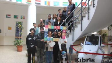 dau mimarlik ogrencilerinden atiktan sanata sergisi NAMIsVZ7