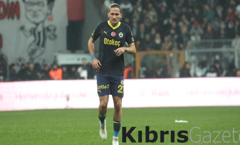 Fenerbahçe ayrılığı duyurdu! Deneyimli orta sahanın vedası açıklandı 1 fenerbahce ayriligi duyurdu deneyimli orta sahanin vedasi aciklandi Li17uss9