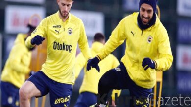 fenerbahce basaksehir maci oncesinde kampa girdi ObKzLCz3
