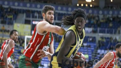 fenerbahce karsiyakayi rahat yendi kjJlEDpR