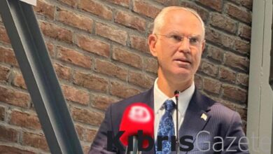 Hasipoğlu, 12’nci ölüm yıl dönümünde Denktaş’ı andı 8 hasipoglu 12nci olum yil donumunde denktasi andi Hde5pj4S