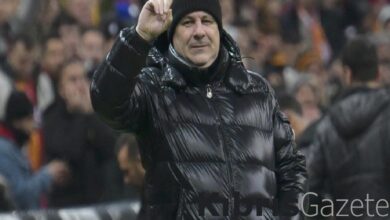 havalimaninda marius sumudica ile fenerbahceli taraftar arasinda gerginlik rXAtAWJn