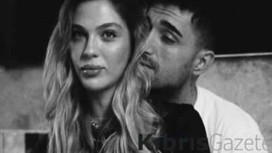 İbrahim Tatlıses'in gelini Yasemin Şefkatli ikizlerden birini gösterdi: 'Sarı kafalar' 8 ibrahim tatlisesin gelini yasemin sefkatli ikizlerden birini gosterdi sari kafalar KJ7mmxYB