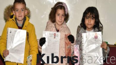 ilk ve orta egitimde karneler dagitildi yariyil tatili basladi HXARGVm1