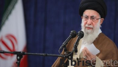iran dini lideri hamaney bu felaketin karsiligi cok sert olacak fPYJ18vs