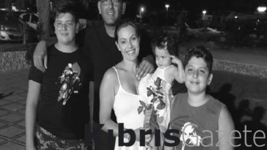 isiasda ikinci gun durusma salonunda gozyaslari sel oluyor 5mcdTscz