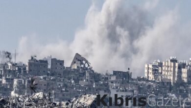 İsrail askerleri Gazze'de sığınmacı çadırlarını yaktı 9 israil askerleri gazzede siginmaci cadirlarini yakti CspRdaq9