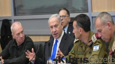 İsrail Savaş Kabinesi'nde kavga! Bağırış sesleri odadan dışarıya taştı 1 israil savas kabinesinde kavga bagiris sesleri odadan disariya tasti XmN1NOpL