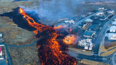 İzlanda’da patlayan yanardağın lavları yerleşim yerlerine ulaştı 10 izlandada patlayan yanardagin lavlari yerlesim yerlerine ulasti 9B8MUwsh