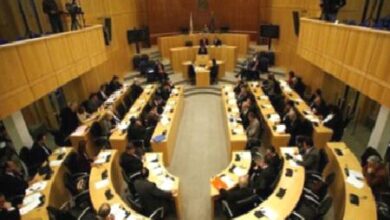 KKTC’deki eski Rum taşınmazlarının satışı konusu Rum Meclisi’nde ele alındı 6 kktcdeki eski rum tasinmazlarinin satisi konusu rum meclisinde ele alindi yzbSB1rU