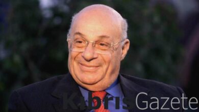 Kurucu Cumhurbaşkanı Denktaş, törenlerle anılıyor… 1 kurucu cumhurbaskani denktas torenlerle aniliyor FIXMvqGa