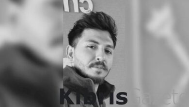 nazim can hartlapin annesi takim elbise giymeyle adam olunmayacagini ogrenin hnO4h93X