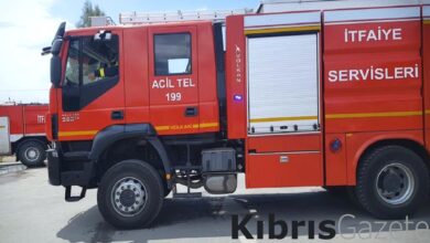 piknik tupunun uzerindeki demir tepsi alev aldi XlbqIi9L