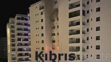 sezar remus 33 adli apartmanda yangin 4 kisi dumandan etkilendi aufmkvgn