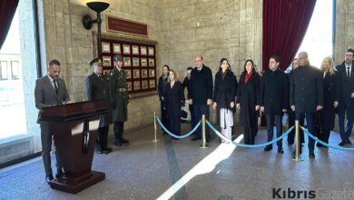TBMM’de temaslarda bulunmak üzere Ankara’ya giden Meclis Komitesi Anıtkabir’i ziyaret etti 7 tbmmde temaslarda bulunmak uzere ankaraya giden meclis komitesi anitkabiri ziyaret etti L8Ky7gz7