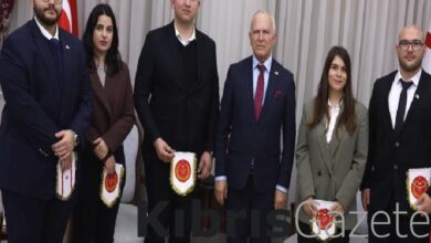 Töre, Kıbrıs Türk Gençlik Kongresi organizasyon komitesi heyetini kabul etti 7 tore kibris turk genclik kongresi organizasyon komitesi heyetini kabul etti ALsCmsQy