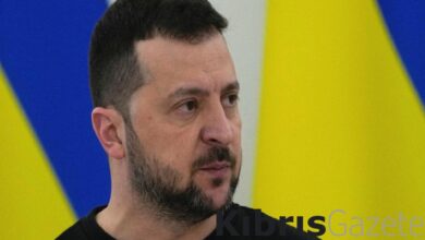 Ukrayna Devlet Başkanı Zelensky: Rusya'yla savaşı durdurmak için baskı görmüyoruz 8 ukrayna devlet baskani zelensky rusyayla savasi durdurmak icin baski gormuyoruz Fc8rxNU4