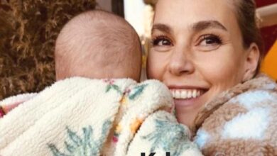 unlu oyuncu asli enver kiziyla yeni karesini paylasti zFmyZaIj