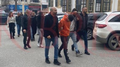 Uyuşturucu alışverişi yaparken enselendiler 5 uyusturucu alisverisi yaparken enselendiler IZI3eIjI