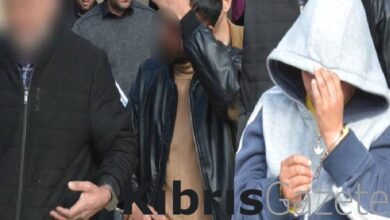 6 duzensiz gocmeni tir dorsesinde ulkeye getirdiler JjWzEsB5