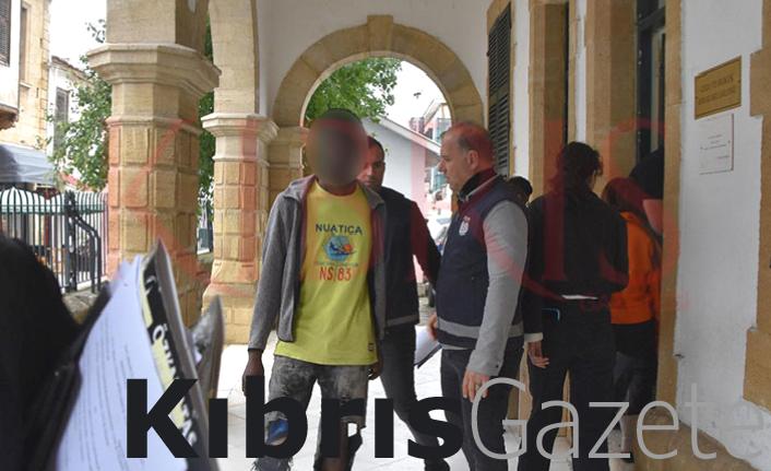 660 gündür kaçak! 1 660 gundur kacak EHqRCgnw