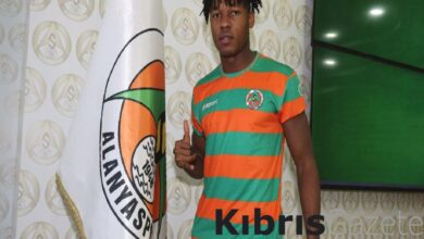 alanyaspor daniel kehinde akinlosotu ile profesyonel sozlesme imzaladi mzJvSwte