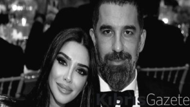 arda turanin esi tuylu terlikleriyle gundem oldu fiyati dudak ucuklatti DDQz6Glh