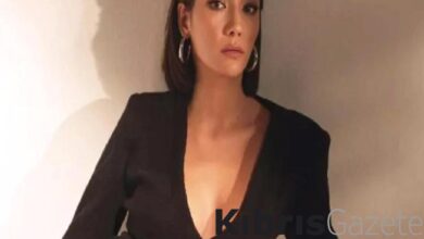 aybuke pusat colde sere serpe uzandi iste sosyal medyayi sallayan kareler yzK61X9a