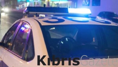 Baf’ta araç kundaklandı 10 bafta arac kundaklandi QOOkhzkK