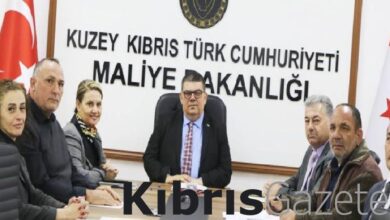 bakan berova muhtarlar birligi dernegi heyetini kabul etti QkHVmUn9