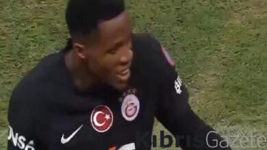 bandirmaspor macinda oyundan alinan wilfried zaha tepki gosterdi SLYI1gXr