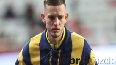 bayer leverkusen acikladi sebastian szymanski ile temas halindeyiz EqJj1FEy