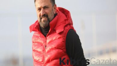 Bülent Uygun: Futbolculara hakaret etmeyin 9 bulent uygun futbolculara hakaret etmeyin dSg2aE5W