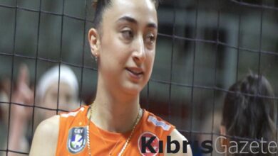 Eczacıbaşı'nda ayak bileğinden sakatlanan Elif Şahin'in tedavisi sürüyor 5 eczacibasinda ayak bileginden sakatlanan elif sahinin tedavisi suruyor QSwhwFcn