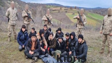 Edirne'de göçmen operasyonları: 157 kaçak, 5 organizatör yakalandı 7 edirnede gocmen operasyonlari 157 kacak 5 organizator yakalandi qWRgE8mY