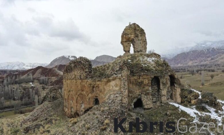 Erzurum'da dağlarla çevrili Bana Kilisesi, turizme kazandırılmayı bekliyor 1 erzurumda daglarla cevrili bana kilisesi turizme kazandirilmayi bekliyor yJiDvfhT